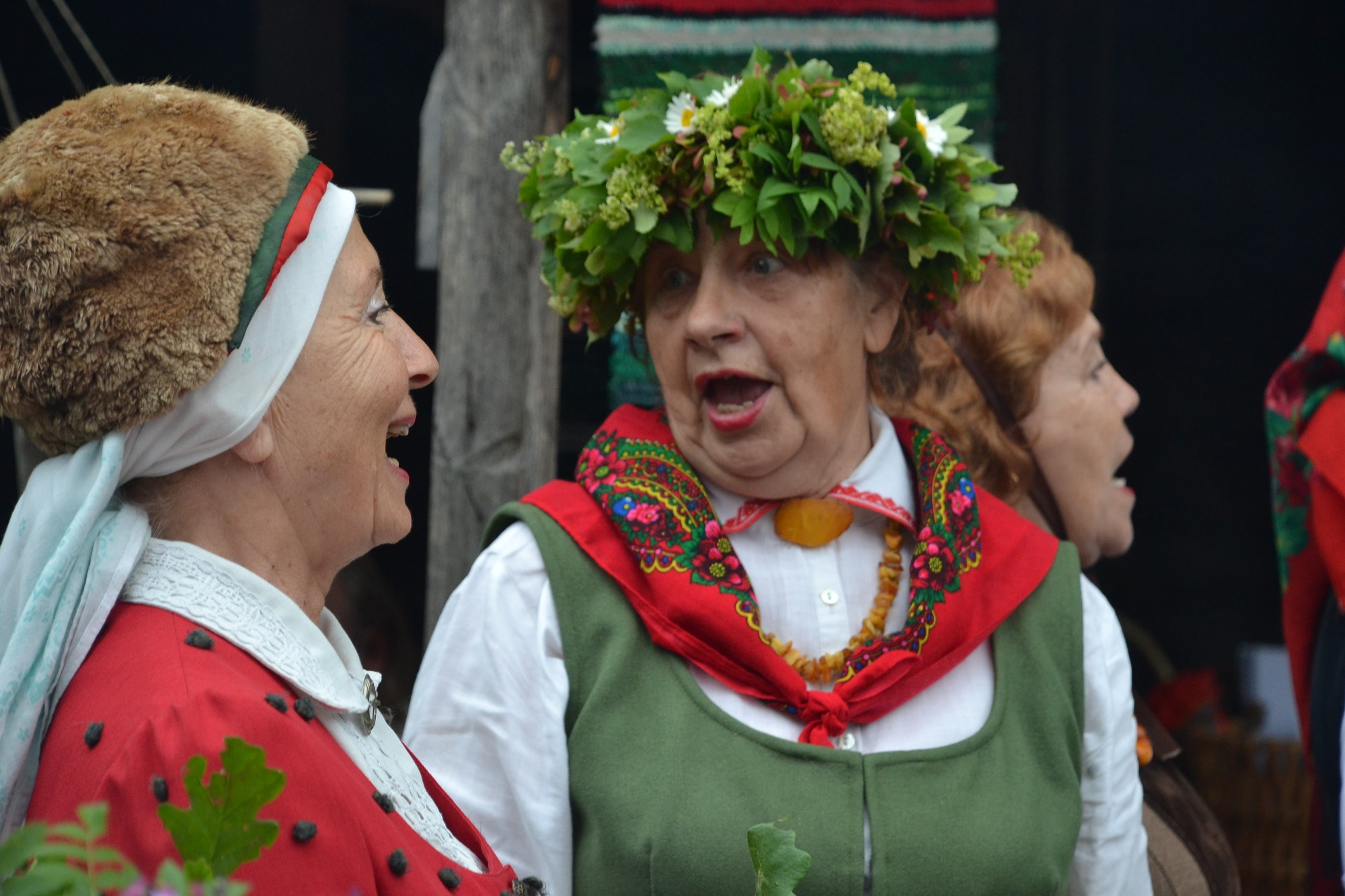 Papē turpinās Dziesmu svētki