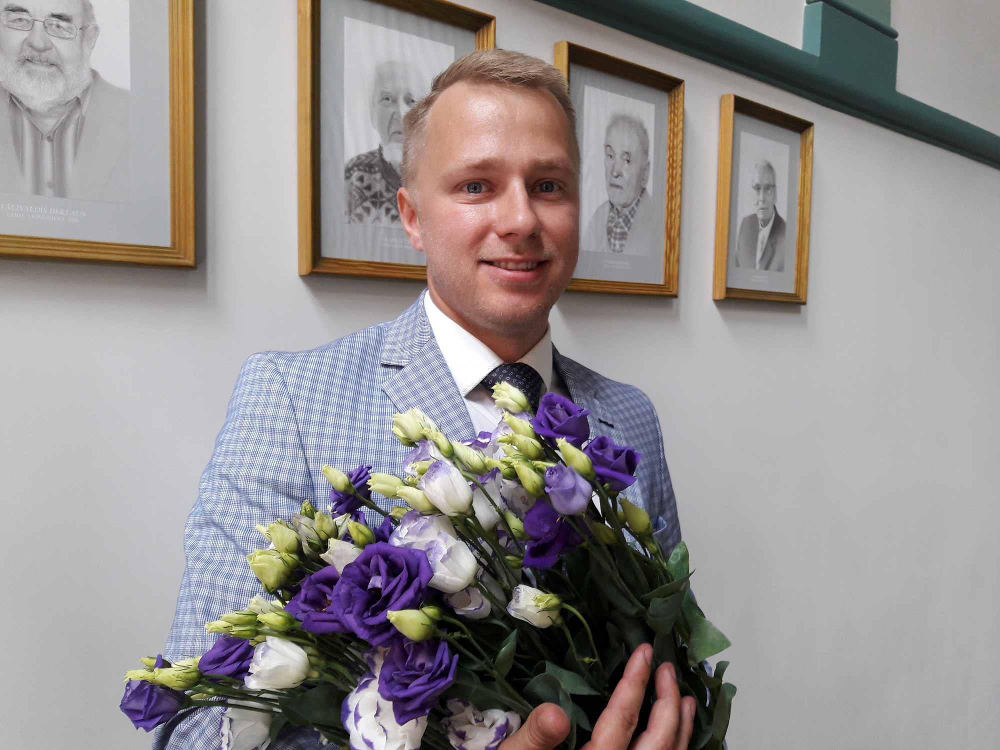 Papildināts – Par Liepājas Tenisa sporta skolas direktora pienākumu izpildītāju ieceļ Elanu Zīvertu