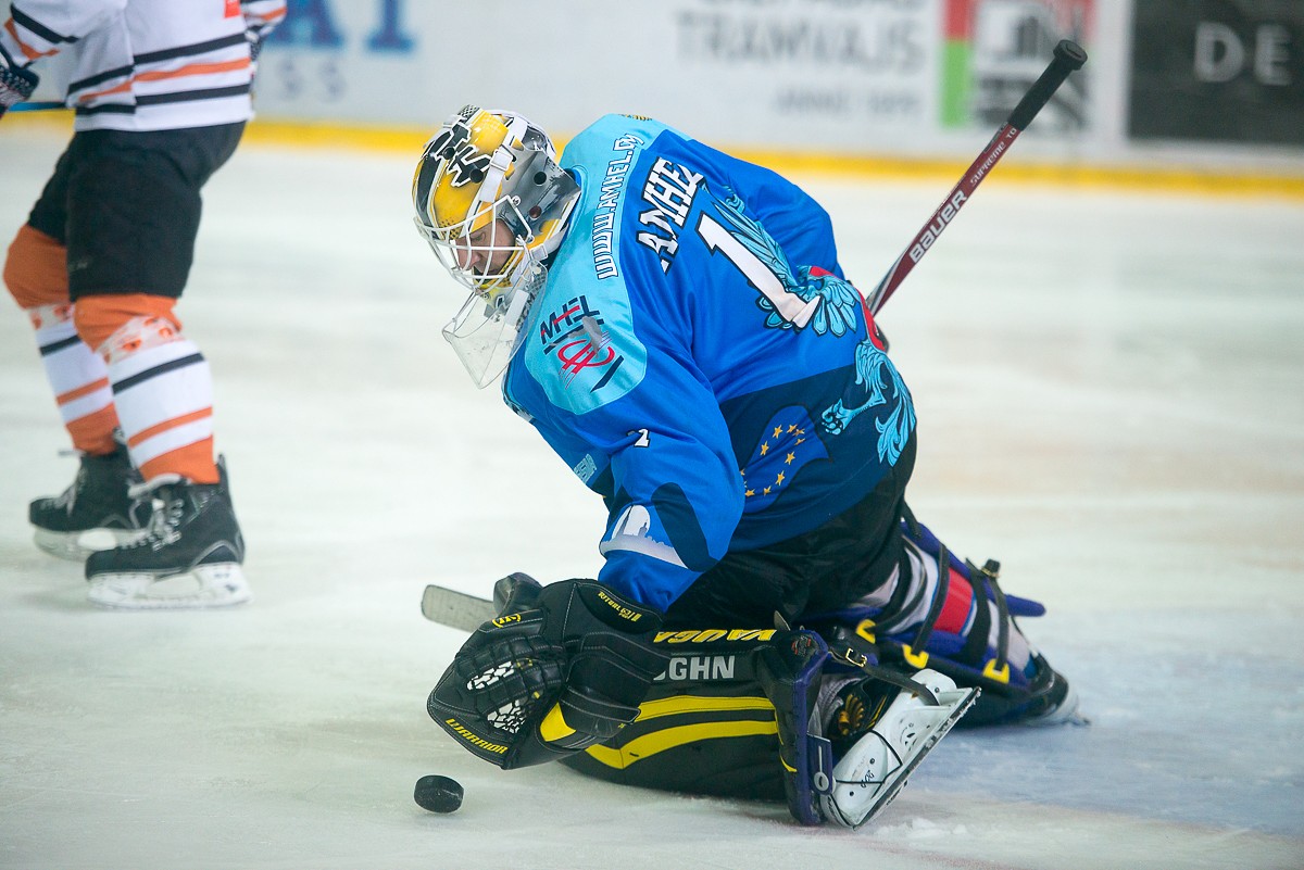 Klāt ”Amber Puck” hokeja turnīrs amatieriem