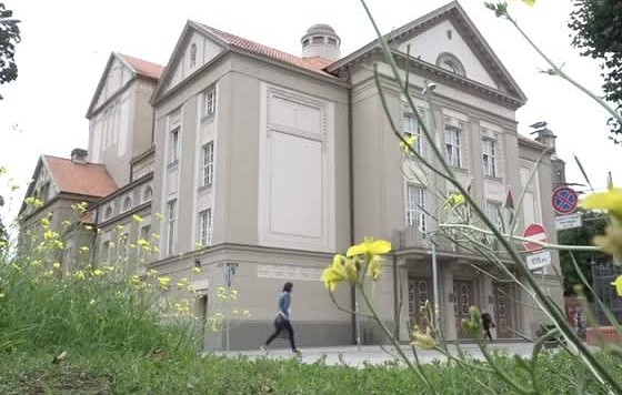 Liepājas teātra 112. sezona sāksies ar pirmizrādi un jaunu skatuves grīdu