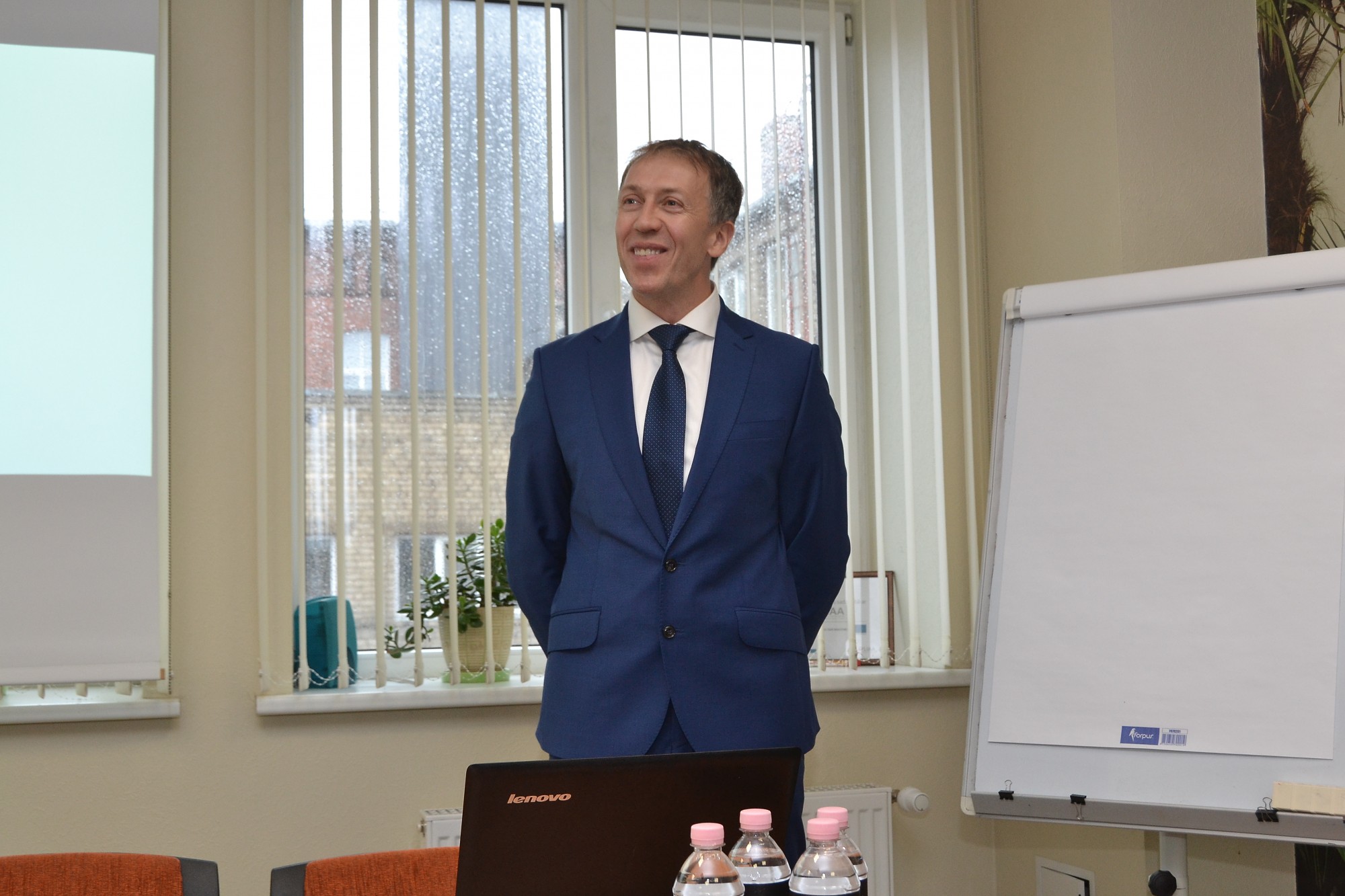 Jānis Vilnītis atstāj vadītāja vietu AS “Liepājas papīrs”, lai aktīvāk darbotos politikā