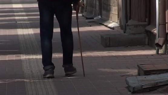 Darba devēji izvēlas gados jaunus un spēcīgus darbiniekus, bet ne cilvēkus ar specifiskām veselības problēmām