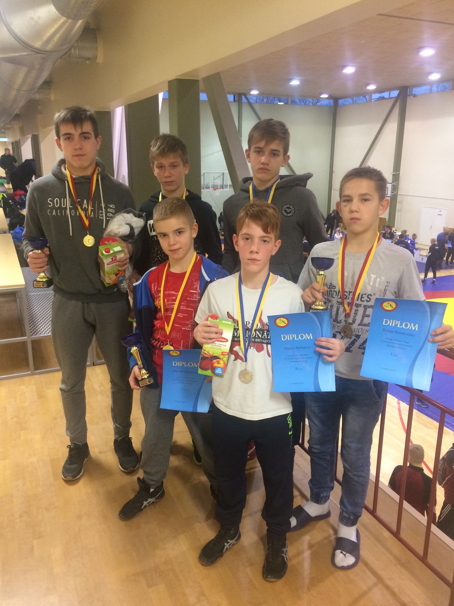 Cīkstoņi no Igaunijas atgriežas ar medaļām
