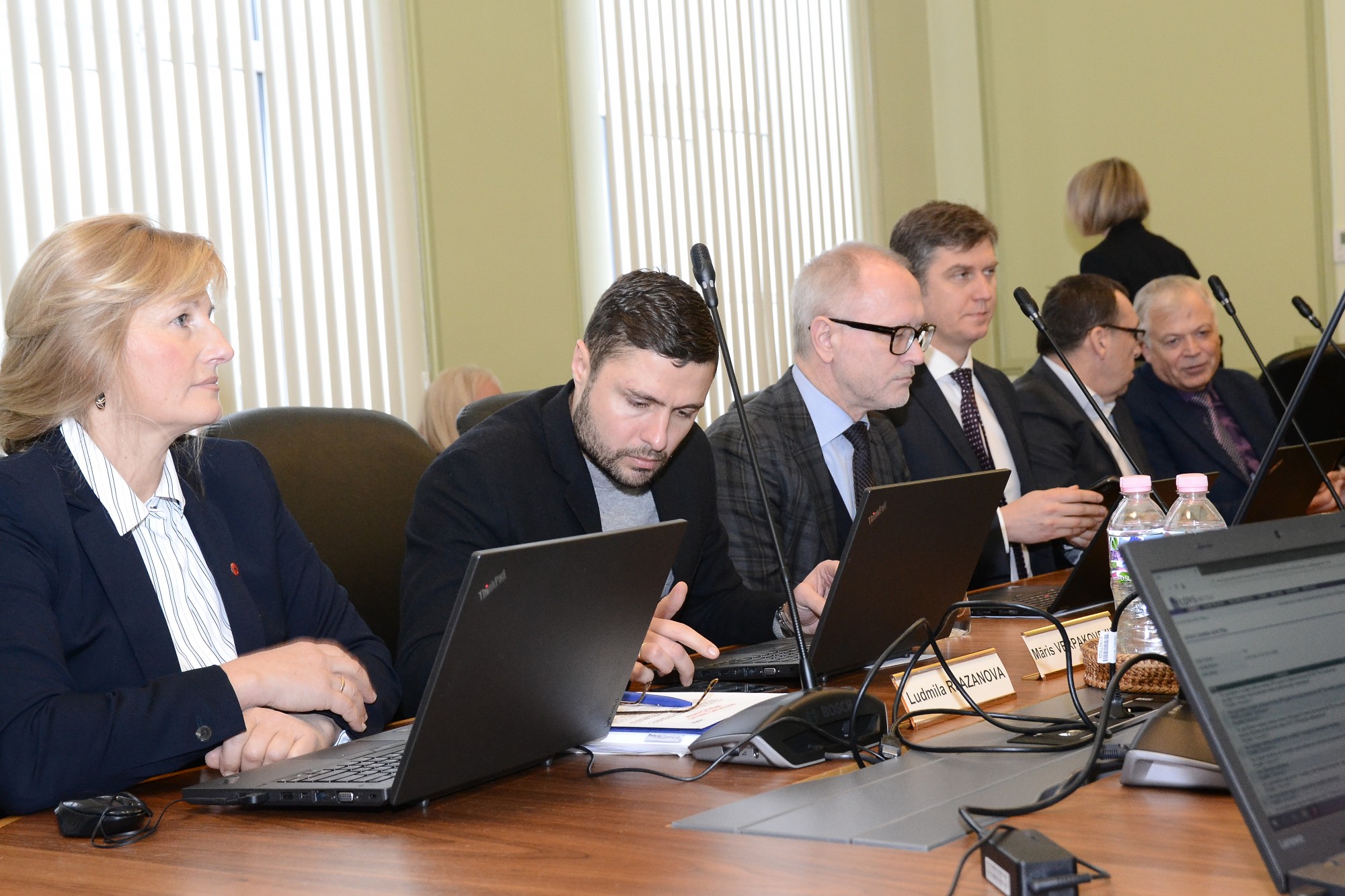 Opozīcija iebilst pret Tenisa skolas direktora pienākumu apvienošanu ar LOC projektu koordinēšanu