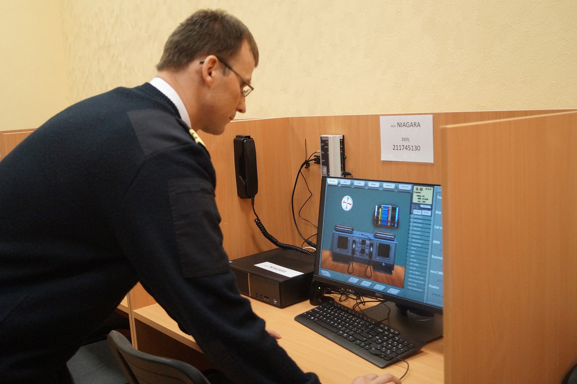 Koledžā uzstādītas jaunas radio sakaru simulācijas iekārtas