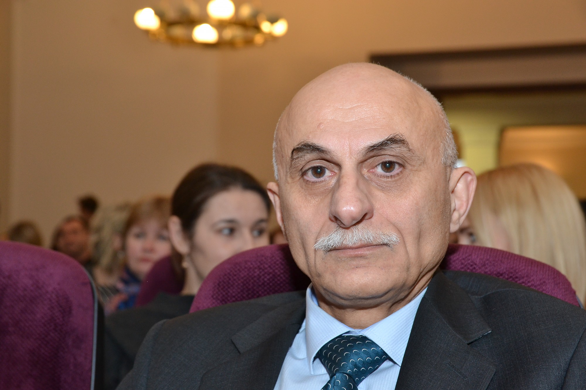 Primārā nozīme ir personībai