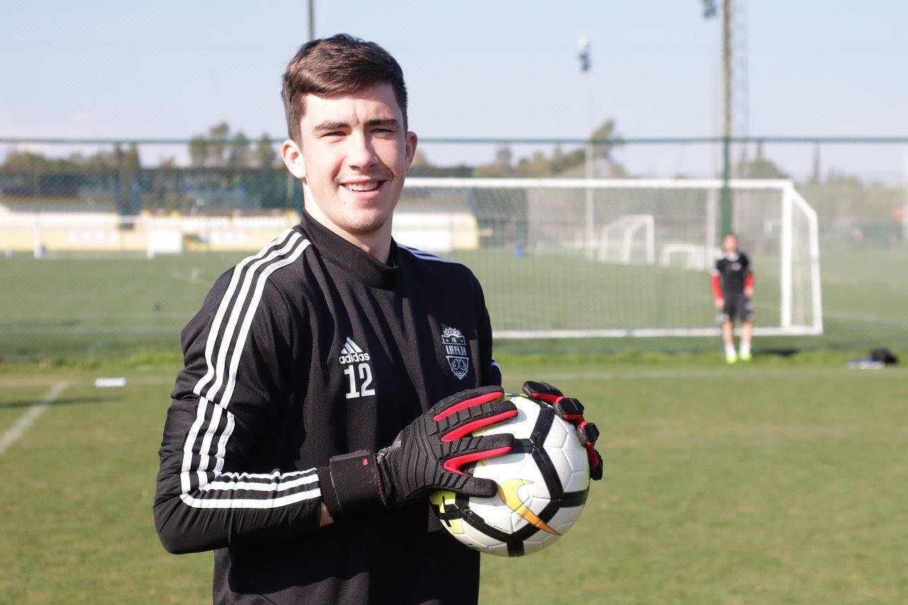 Futbola baumas: Zviedris un D. Dobrecovs uz “Atlantas”