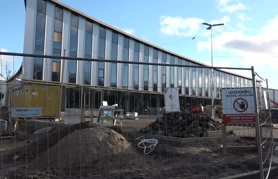 Vai IZM atņems naudu Liepājas tenisa halles pabeigšanai?
