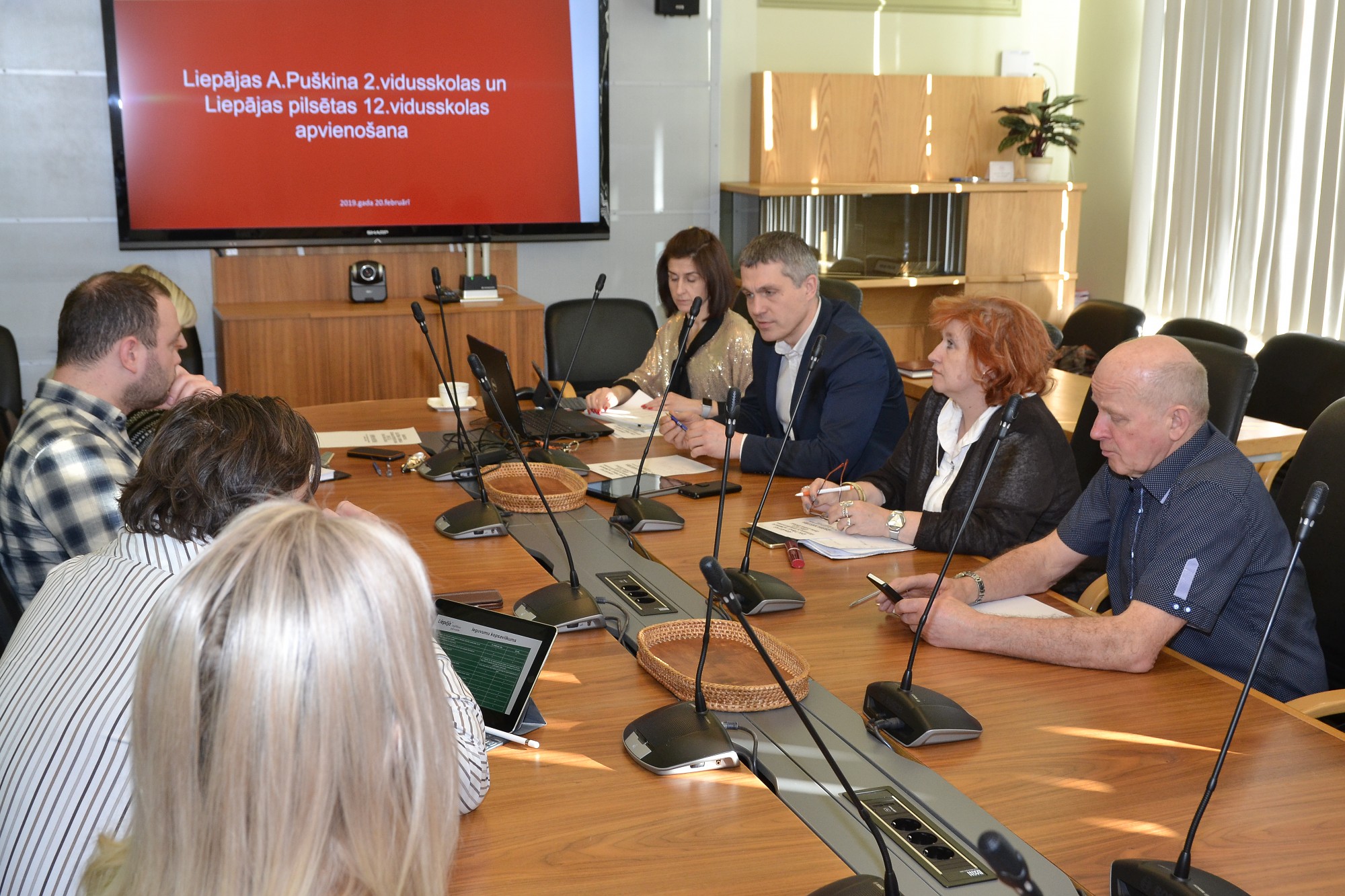Pašvaldība: pustukšās skolas jāpiepilda