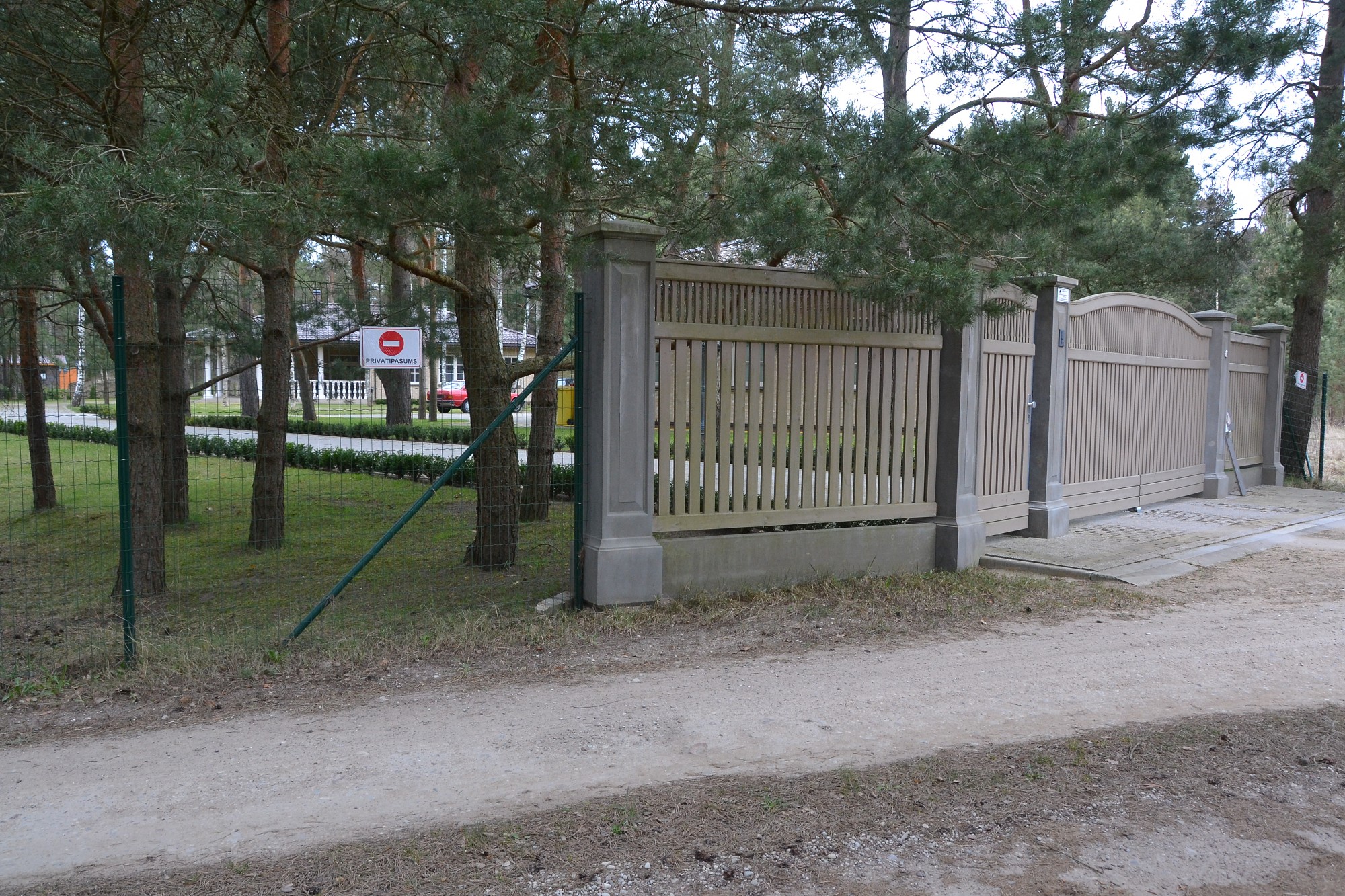 Agris Petermanis beidzot atbildējis ministram