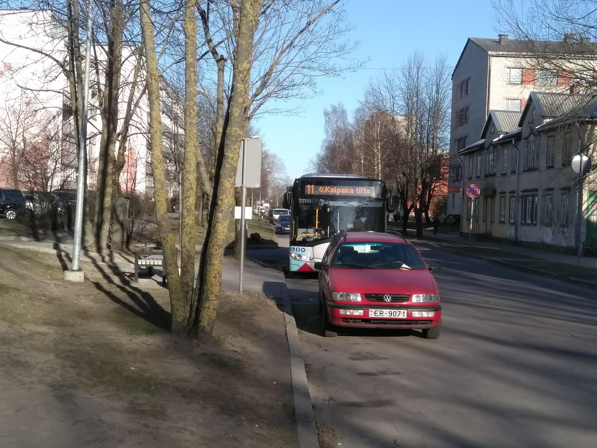 Četri pakāpieni un divi tūkstoši