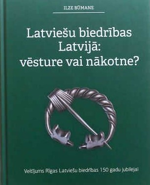 Centrālā bibliotēka dāvinājumā saņem grāmatu par latviešu biedrībām