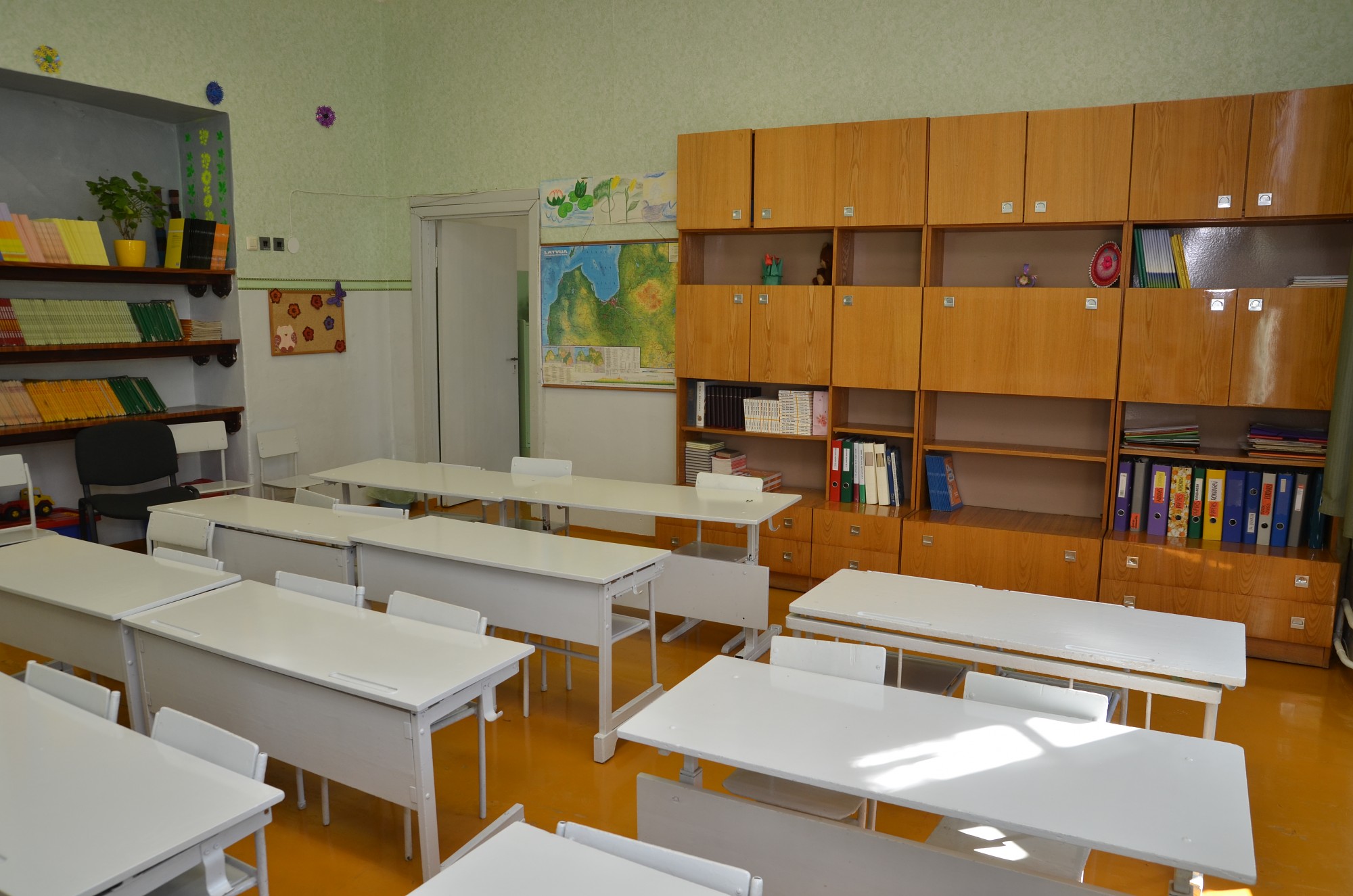 Jaunajam skolu tīkla modelim neatbilst vairāk nekā 170 vidusskolas