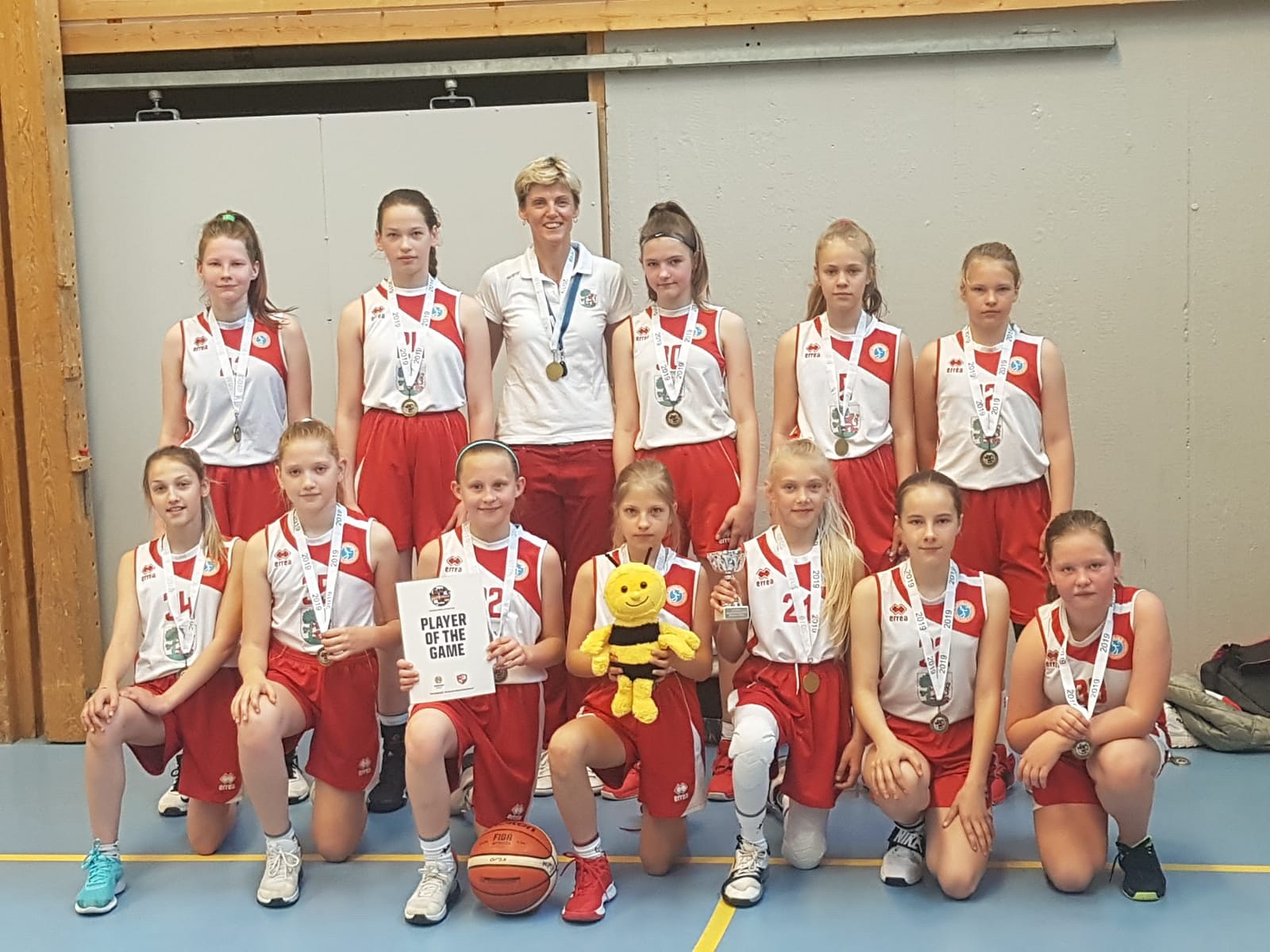 Basketbolistes atved bronzu no turnīra Stokholmā