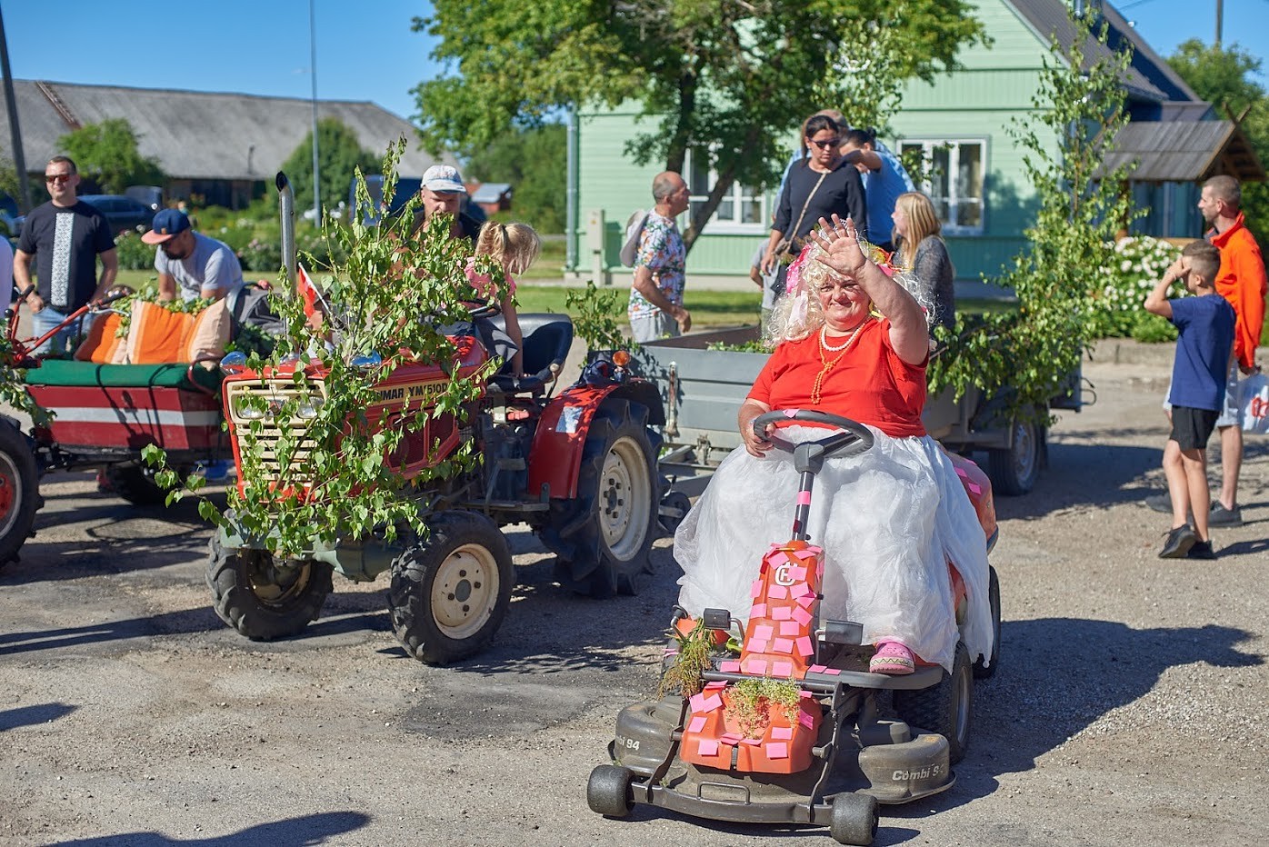 Svin, kad visi ir mājās