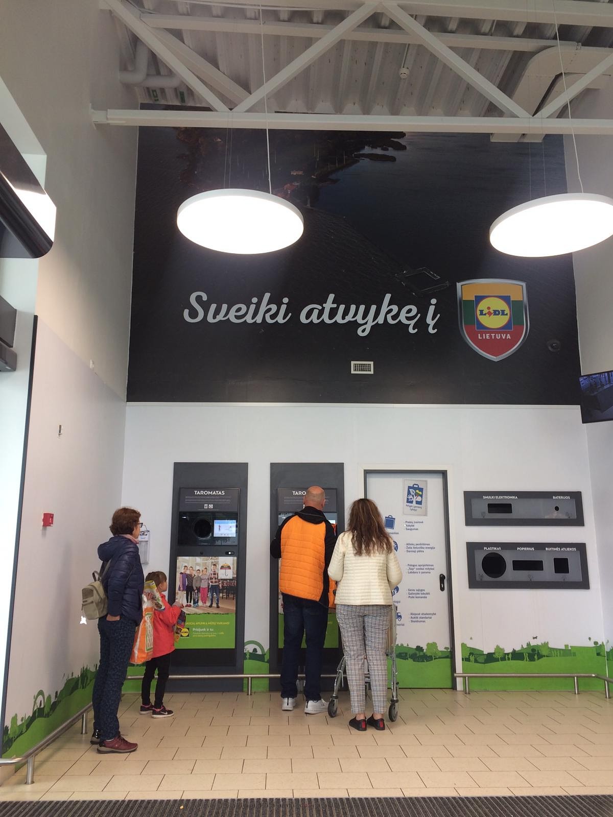 Pie kaimiņiem ar “D” pudeli