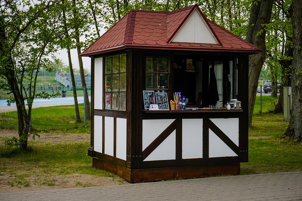 Garnadži atkal apzog ”Tāfeles” kiosku