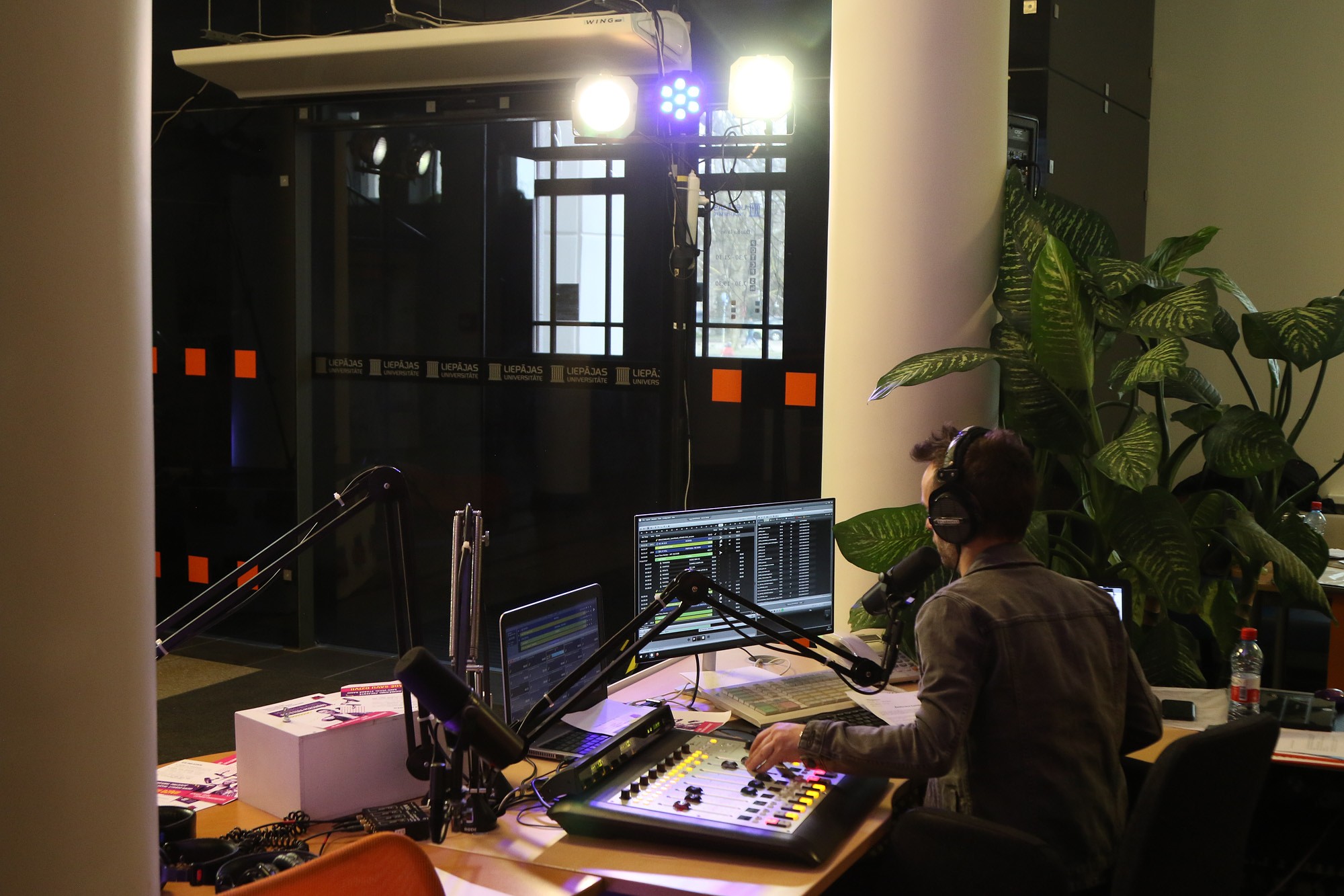 Liepājas Universitātē sāks skanēt studentu radio