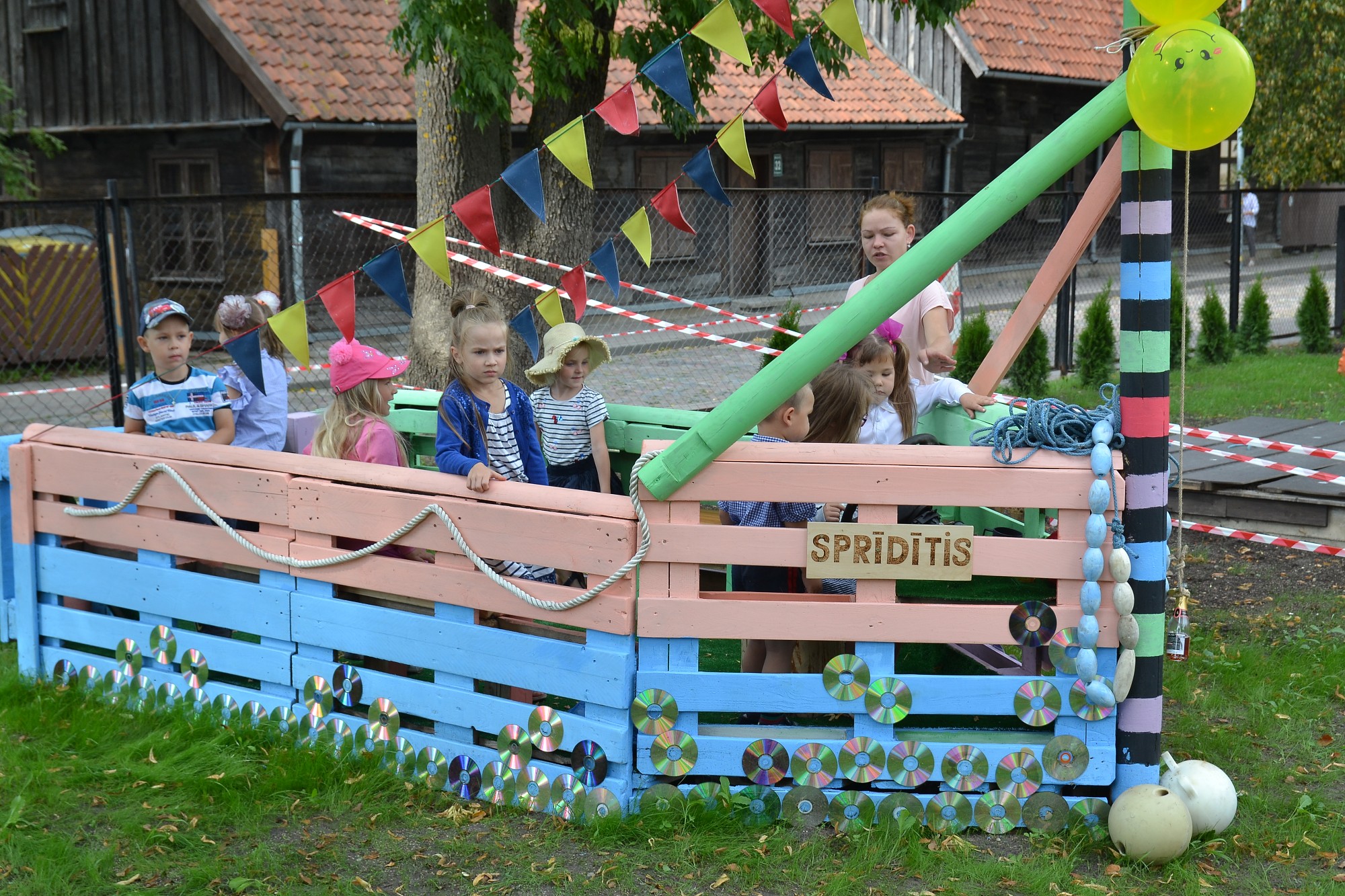 Mazi svētki mazajiem audzēkņiem