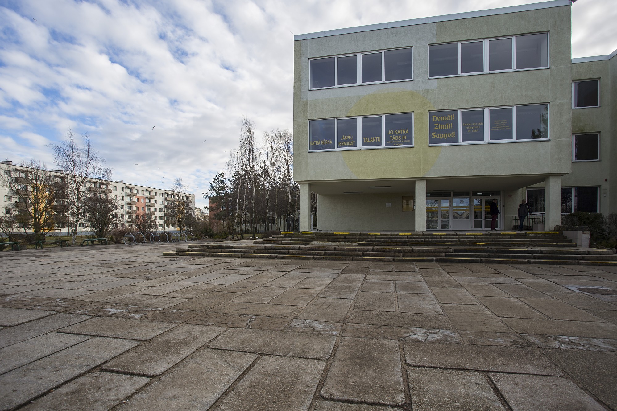 Jaunizveidotās Liedaga vidusskolas audzēkņi joprojām satraucas par iestādes saliedētību