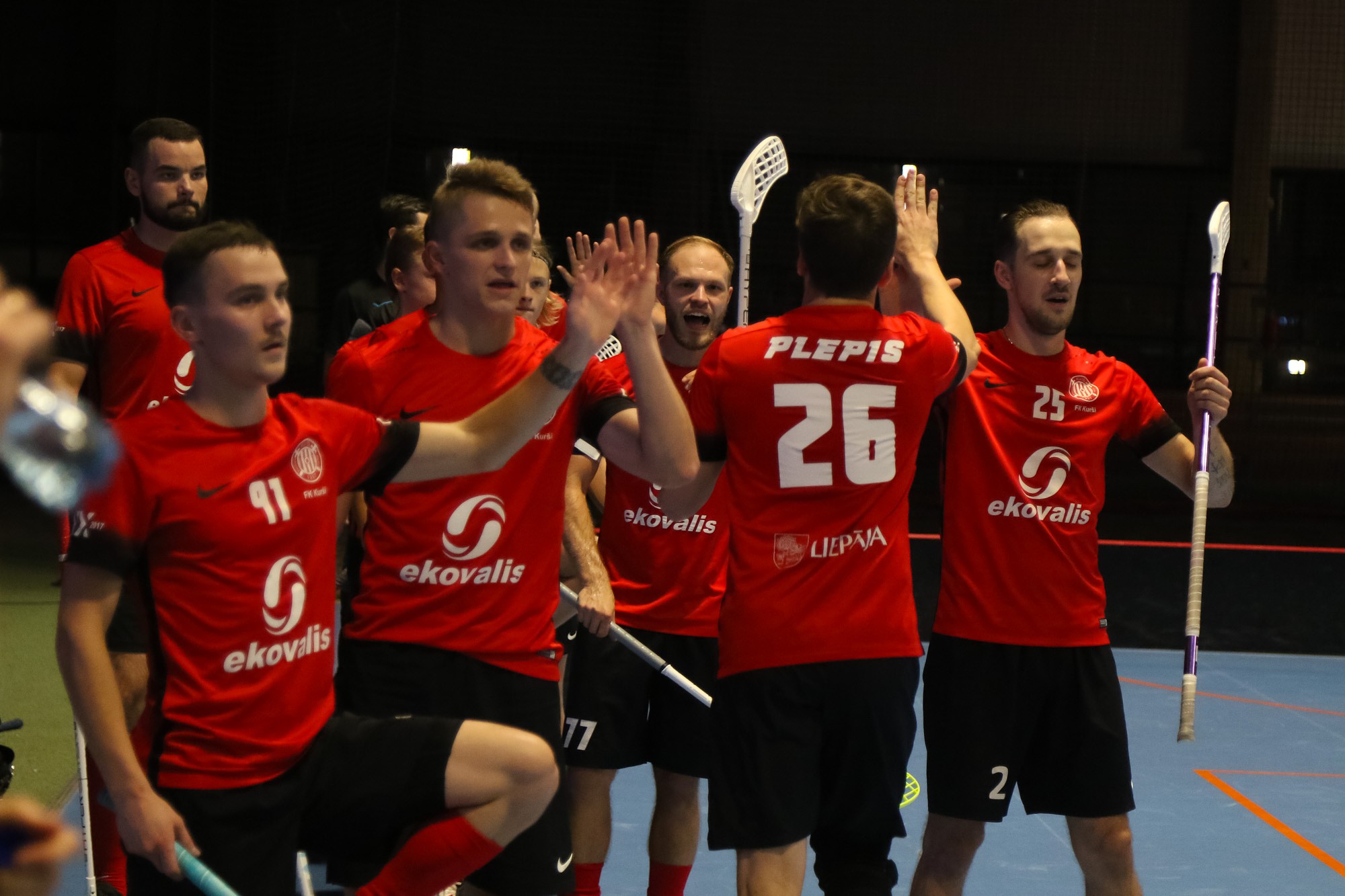 Florbola klubam “Kurši/Ekovalis” teicami panākumi pārbaudes spēlēs