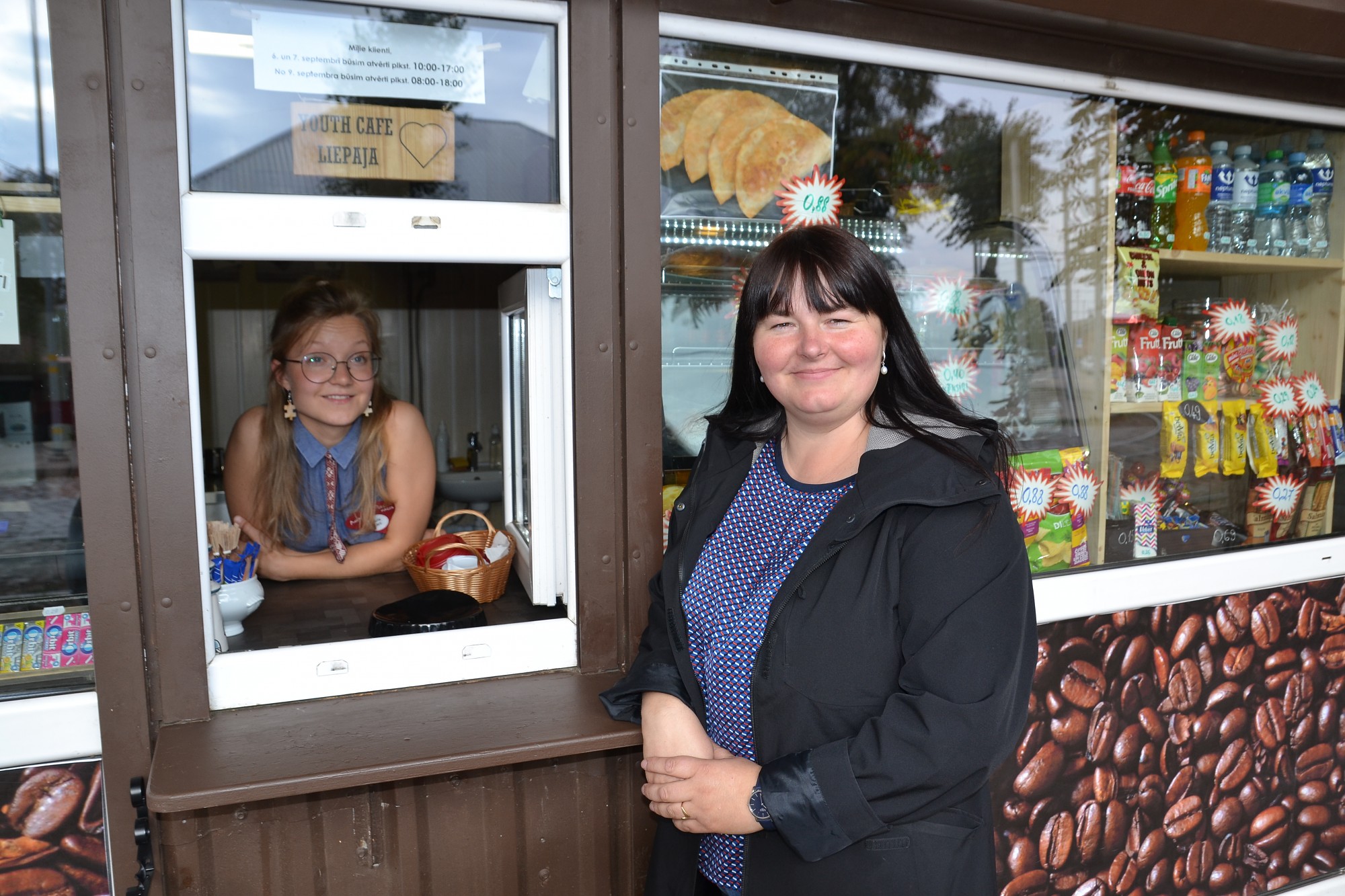 Liepājā darbu sākusi sociāli atbildīga kafejnīca – “Youth Cafe”