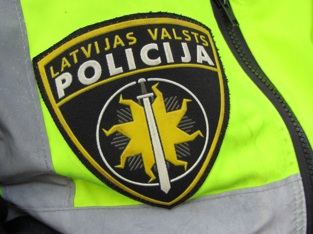 Izbeigs kriminālprocesu par zēna nāvi pie tirdzniecības centra “Baata”