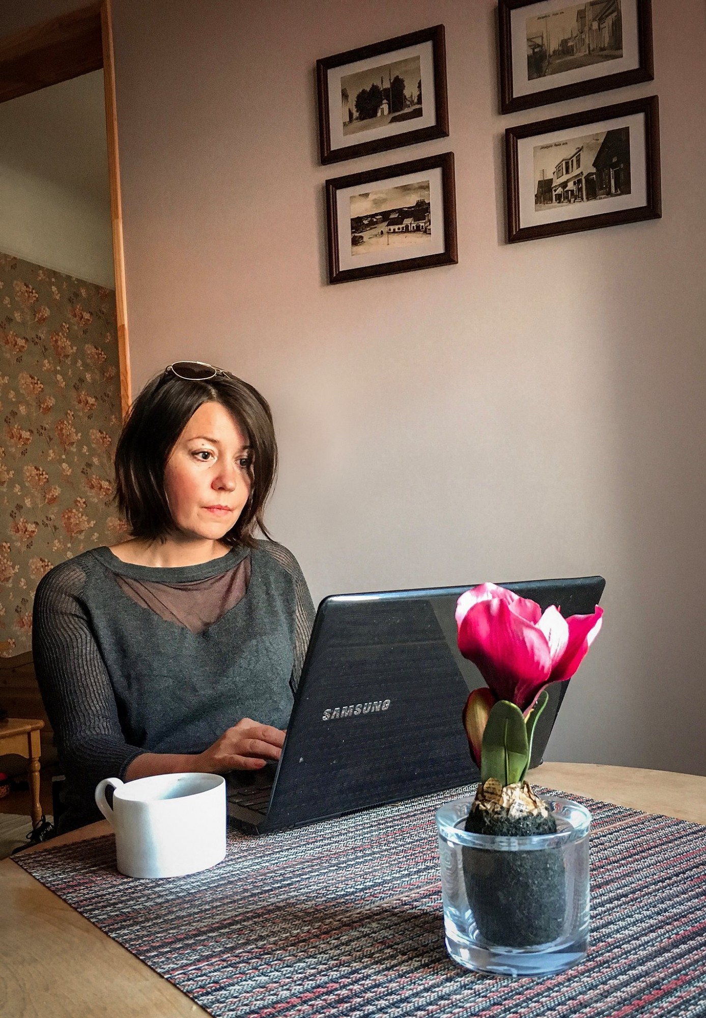 Liene Valdmane: Tā kā iemācām bērnam aizšņorēt kurpes, ir arī jāmāca jēgpilni lietot internetu