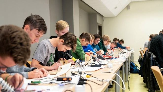 Liepājas Bērnu un jaunatnes centra audzēkņi izcīna uzvaru konkursā  ”Jaunais Elektroniķis 2019’’