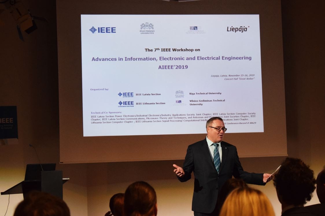 Seminārā analizē jaunākos sasniegumus industriālajā enerģētikā un elektronikā