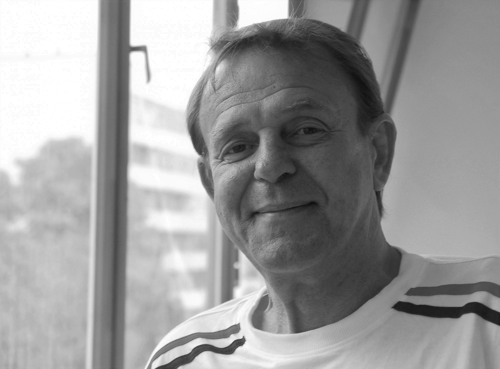 Mūžībā devies viens no cilvēktiesību aizstāvības grupas “Helsinki 86” dibinātājiem Raimonds Bitenieks