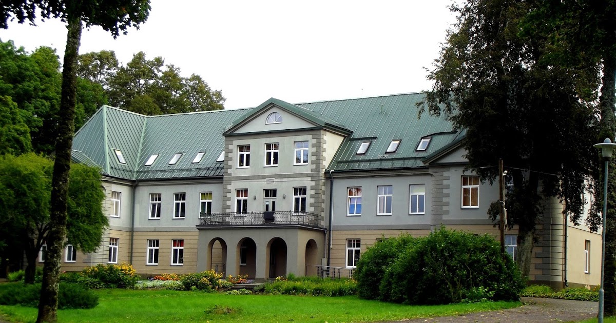 Aprūpes centros jāaizpilda jaunās amata vietas