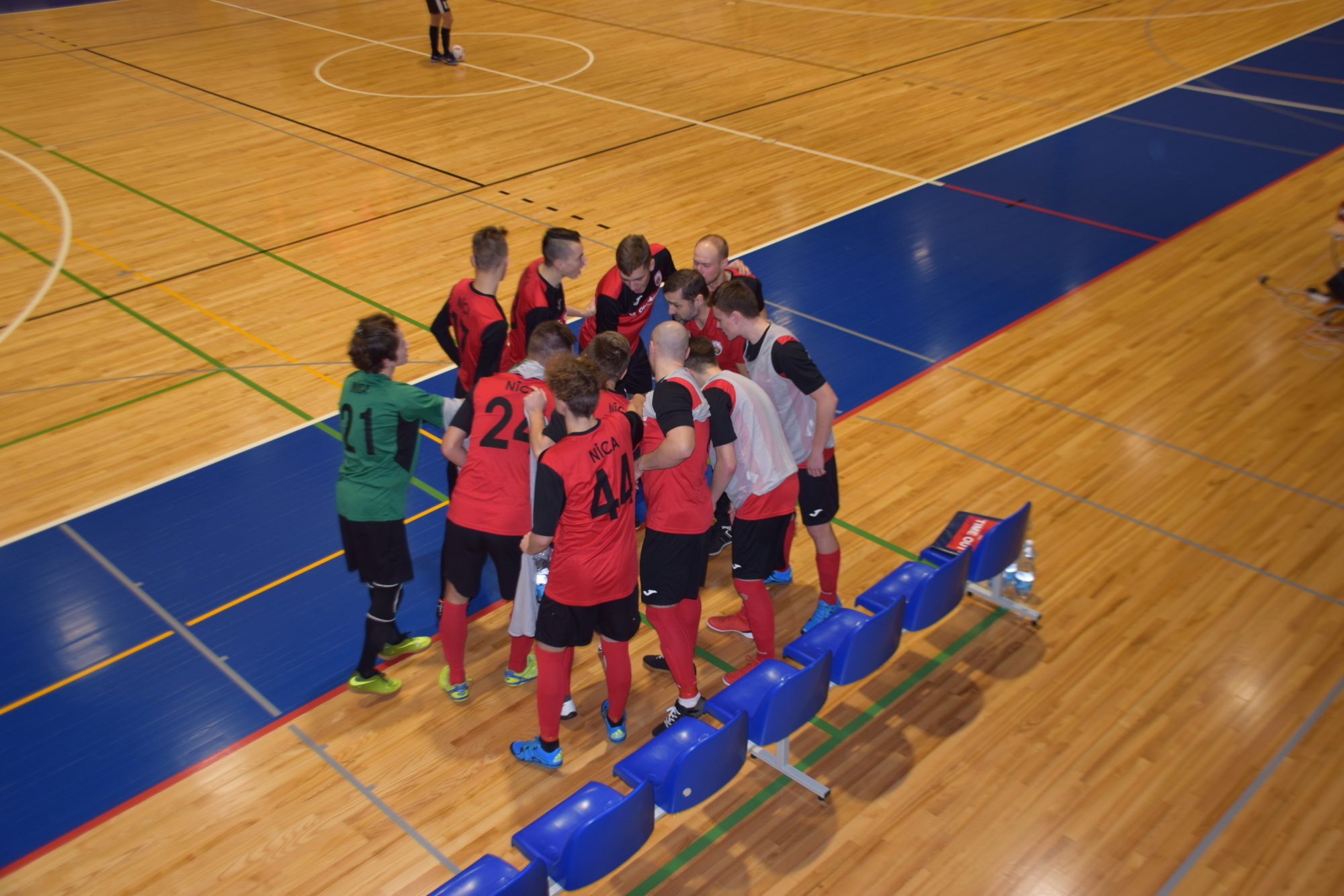 Latvijas telpu futbola čempionātā kvalificējās otrajam posmam