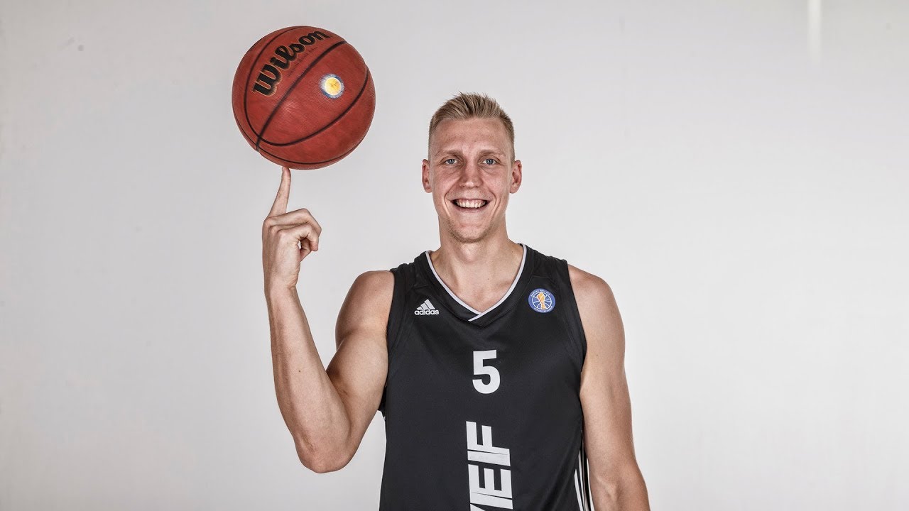 Divi liepājnieki basketbola izlases paplašinātajā sarakstā
