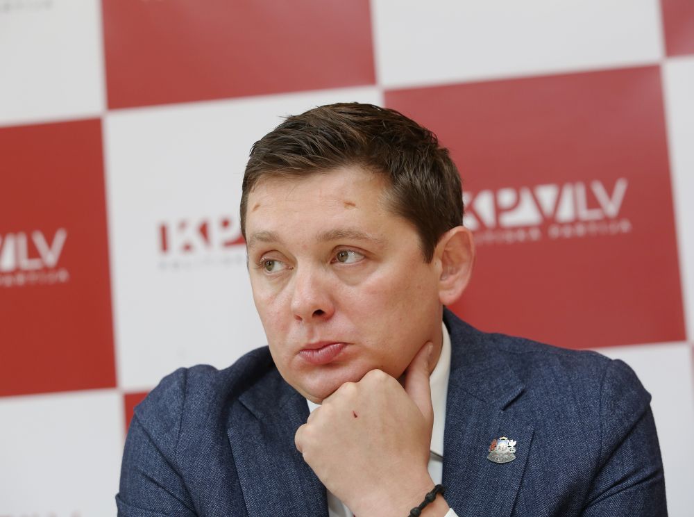 No “KPV LV” Saeimas frakcijas izslēgti deputāti Kaimiņš un Blumbergs