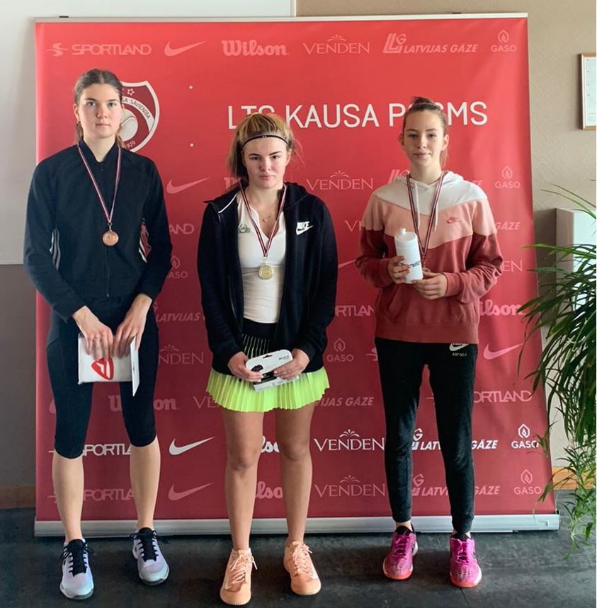 Liepājniece Paula Jankova triumfē Jelgavā