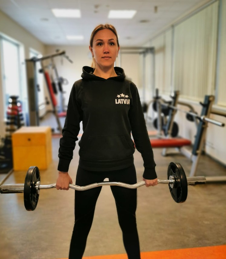 Zaudē 35 kilogramus un kļūst par fitnesa treneri