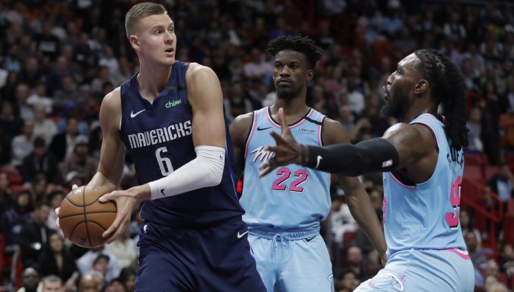 Porziņģim vēlreiz spēcīgs “double-double”
