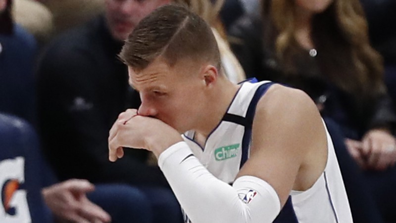 Degunu salauzušā Porziņģa dalība mačā pret Bertāna “Wizards” zem jautājuma zīmes
