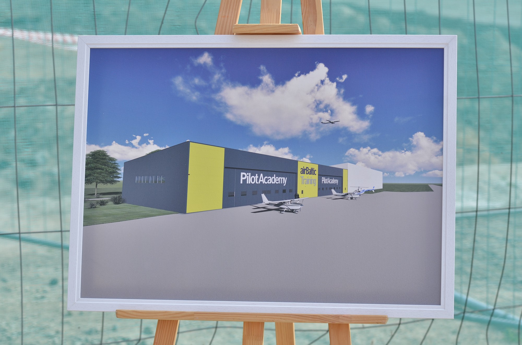 Liepājas lidostā nākamnedēļ atklās “airBaltic” Pilotu akadēmijas lidmašīnu angāru