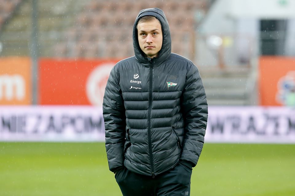 Kristers Tobers četrās sienās pie Baltijas jūras mācās poļu valodu