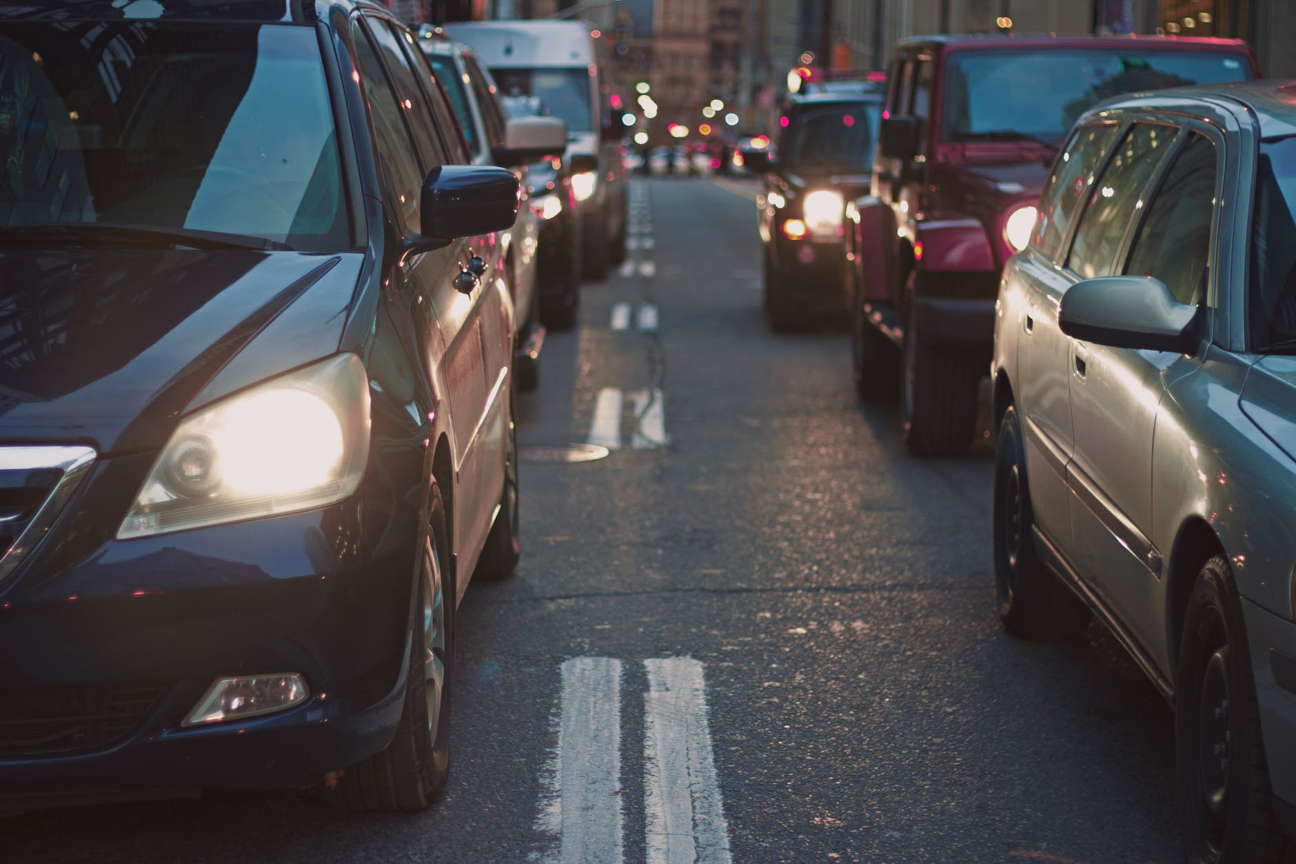 Ārkārtējās situācijas laikā auto īpašnieks varēs pārtraukt OCTA polises darbību