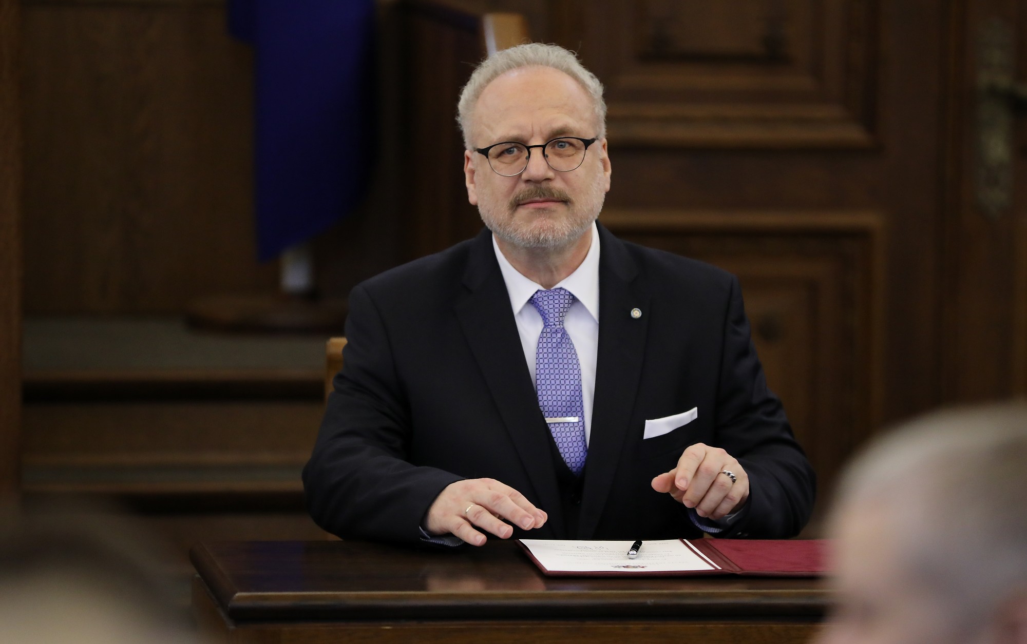 Jānis Vilnītis Valsts prezidentu iepazīstina ar Liepājas uzņēmēju pašreizējo situāciju