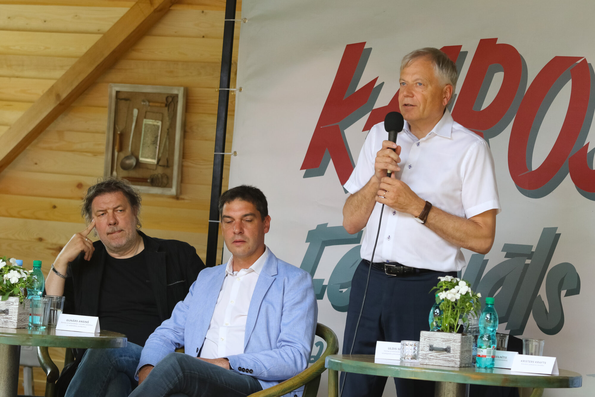 Liepājas SEZ ar iedzīvotājiem diskutē par attīstības iespējām Karostā