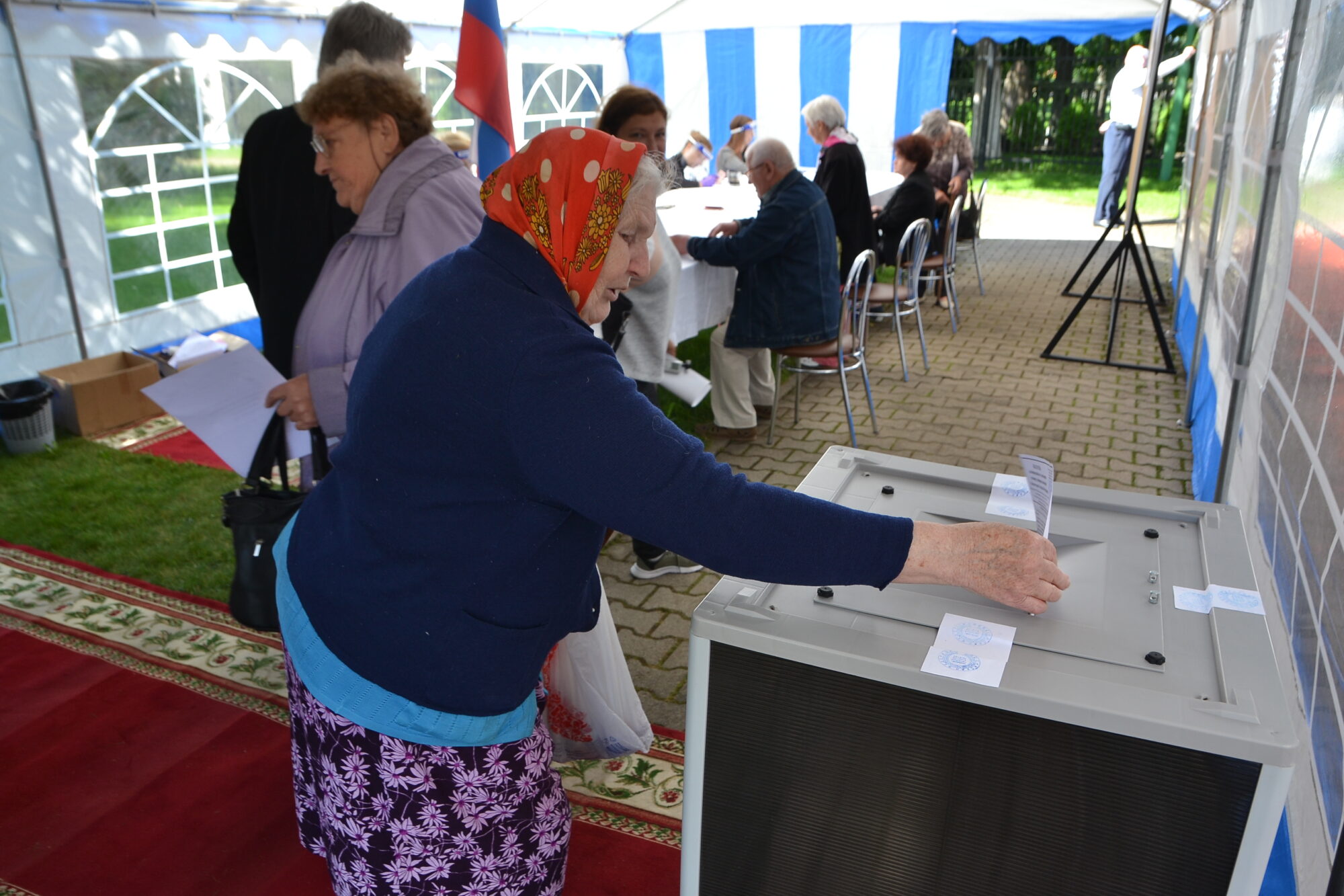 Liepājā tikai 38 cilvēki nobalsojuši pret Putina “mūžīgo” valdīšanu