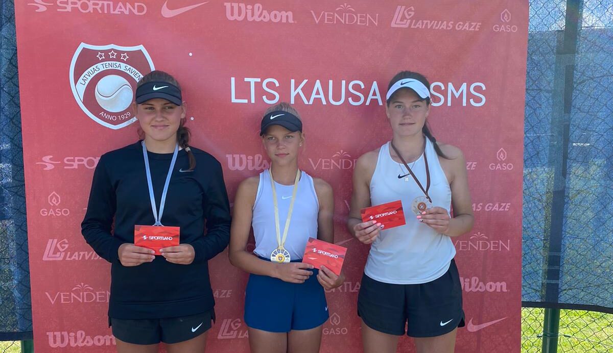 Liepājnieki no Ventspils atved divas bronzas