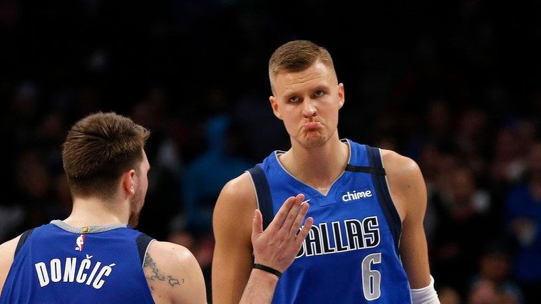 “Mavericks” ģenerālmenedžeris: Porziņģis noteikti nepalīdzēs komandai sezonas sākumā