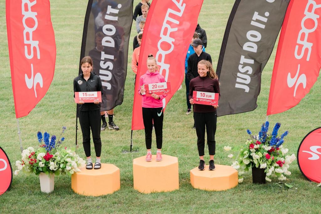 Aizvadīts “Sportland kauss” vieglatlētikā