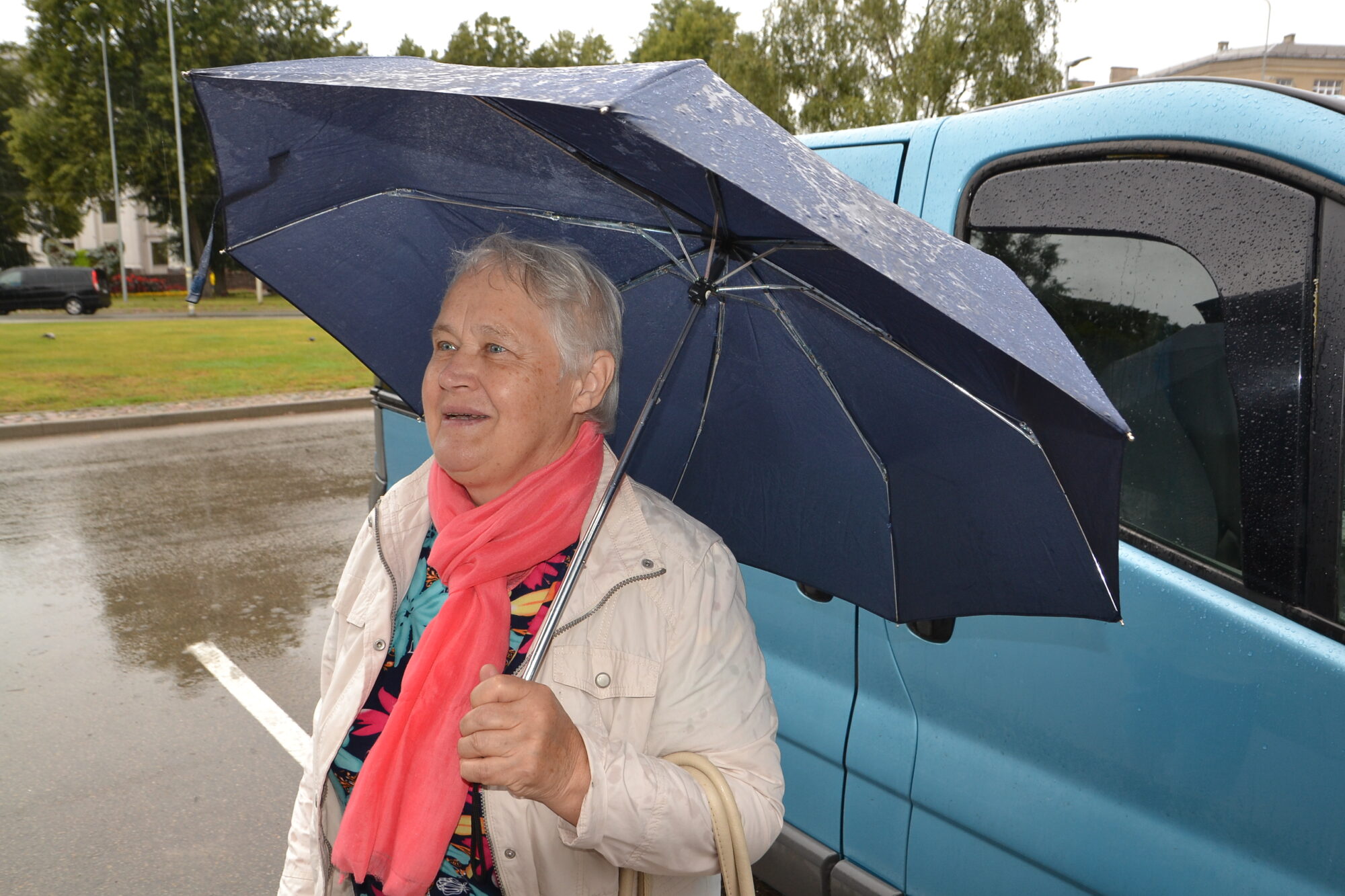 Tūristu no Lietuvas Liepājā ir ļoti daudz, liepājniekiem bažas par drošību