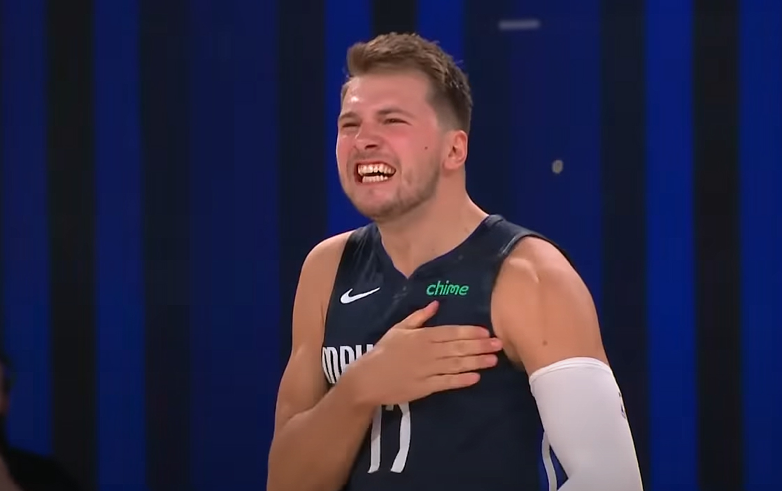 “Mavericks” bez Porziņģa sastāvā pēdējā sekundē izrauj neizšķirtu sērijā